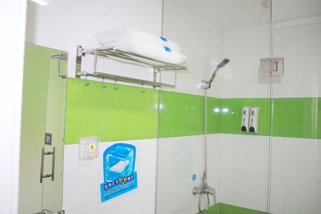 7Days Inn Jiangmen Peng Jiang Qiao North ภายนอก รูปภาพ