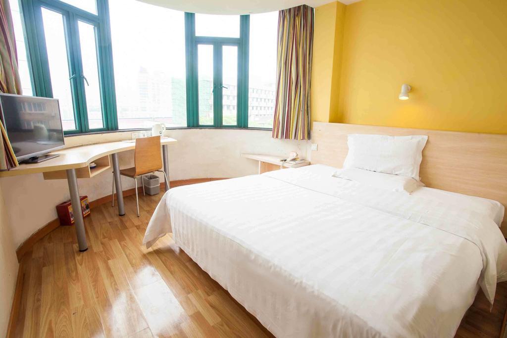 7Days Inn Jiangmen Peng Jiang Qiao North ห้อง รูปภาพ